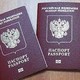 Российским туристам разрешат иметь два загранпаспорта