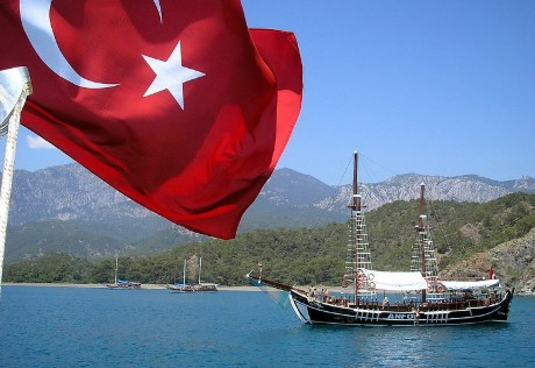 Эксперты: турфирмам следует тщательно взвешивать риски по Турции