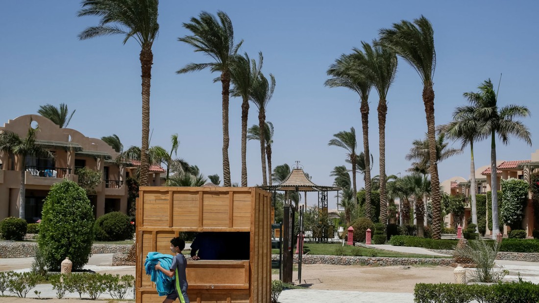 СМИ: напавший на туристов в Египте мужчина мог действовать по приказу ИГ
