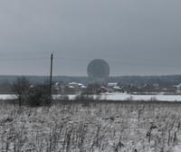 Радиотелескоп РТ-64 при въезде в Калязин