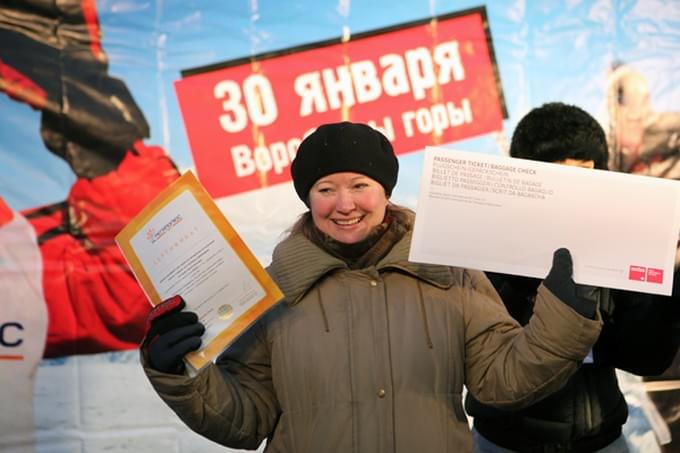 Ого! Да это та же девушка, которая выиграла тур в Австрию в прошлом году! Вот это да!!! Вот это удача!!! Нельзя не позавидовать!