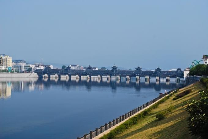 Древний китайский торговый мост