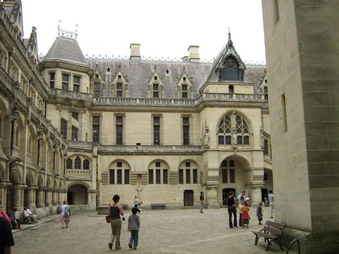 Франция - Chateau de Pierrefonds