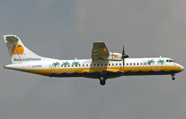 Лайнер Boeing-737 авиакомпании  Aero Caribbean 