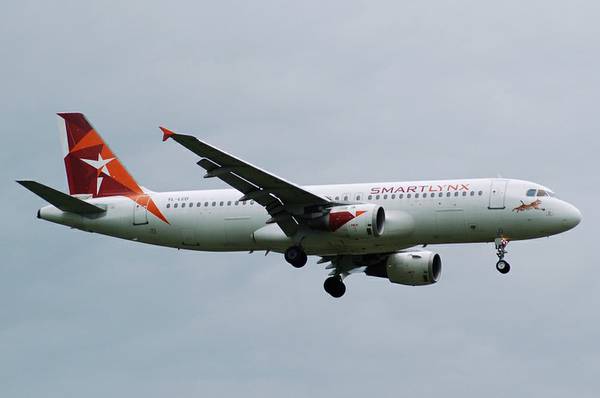 Лайнер Airbus A-320 авиакомпании  SmartLynx Airlines 