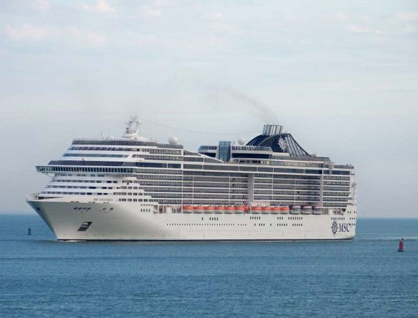 Лайнер msc splendida фото