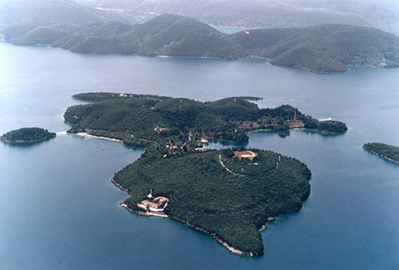 Скорпиос остров фото
