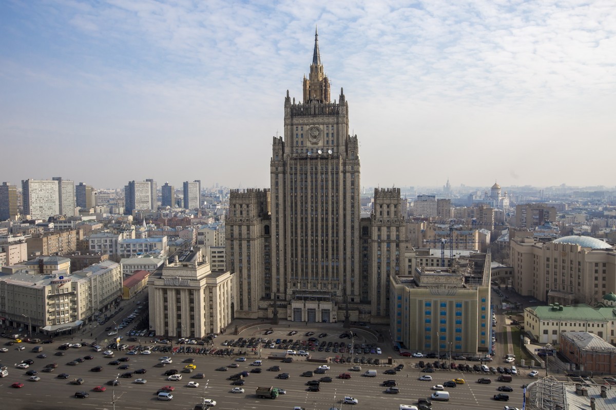Фото здания министерства обороны в москве