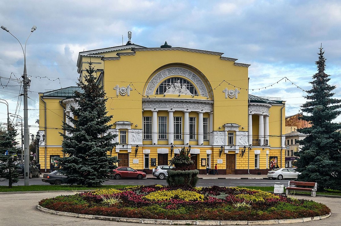 Фото площадь волкова ярославль