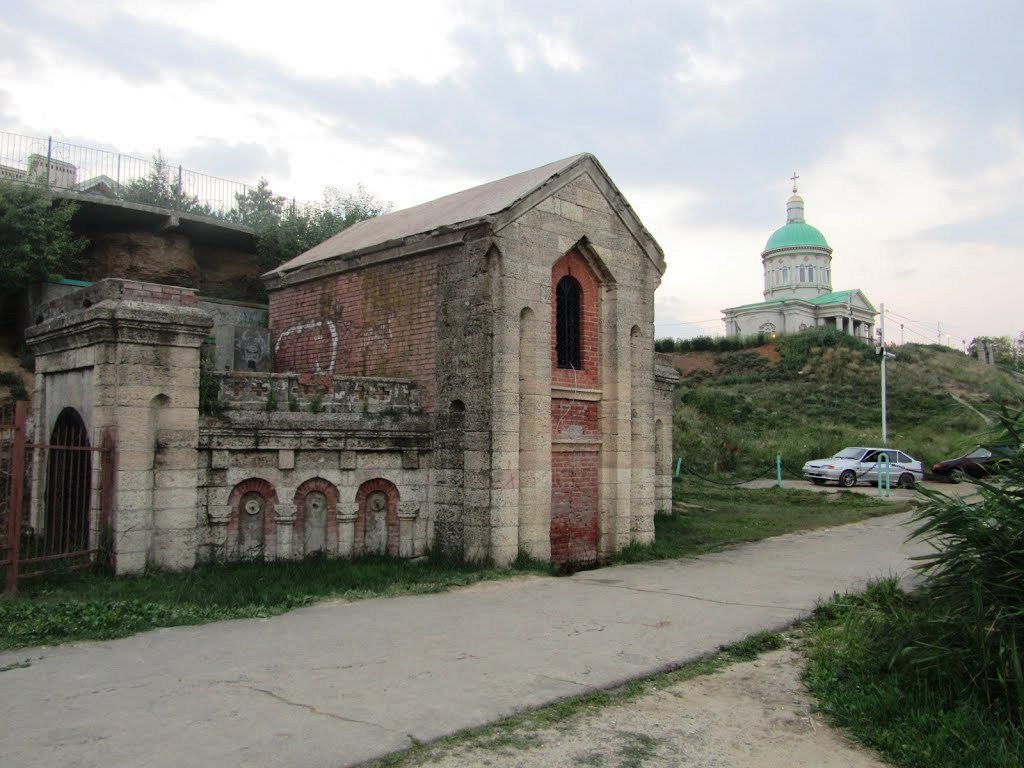 Храм Сурб хач в Ростове