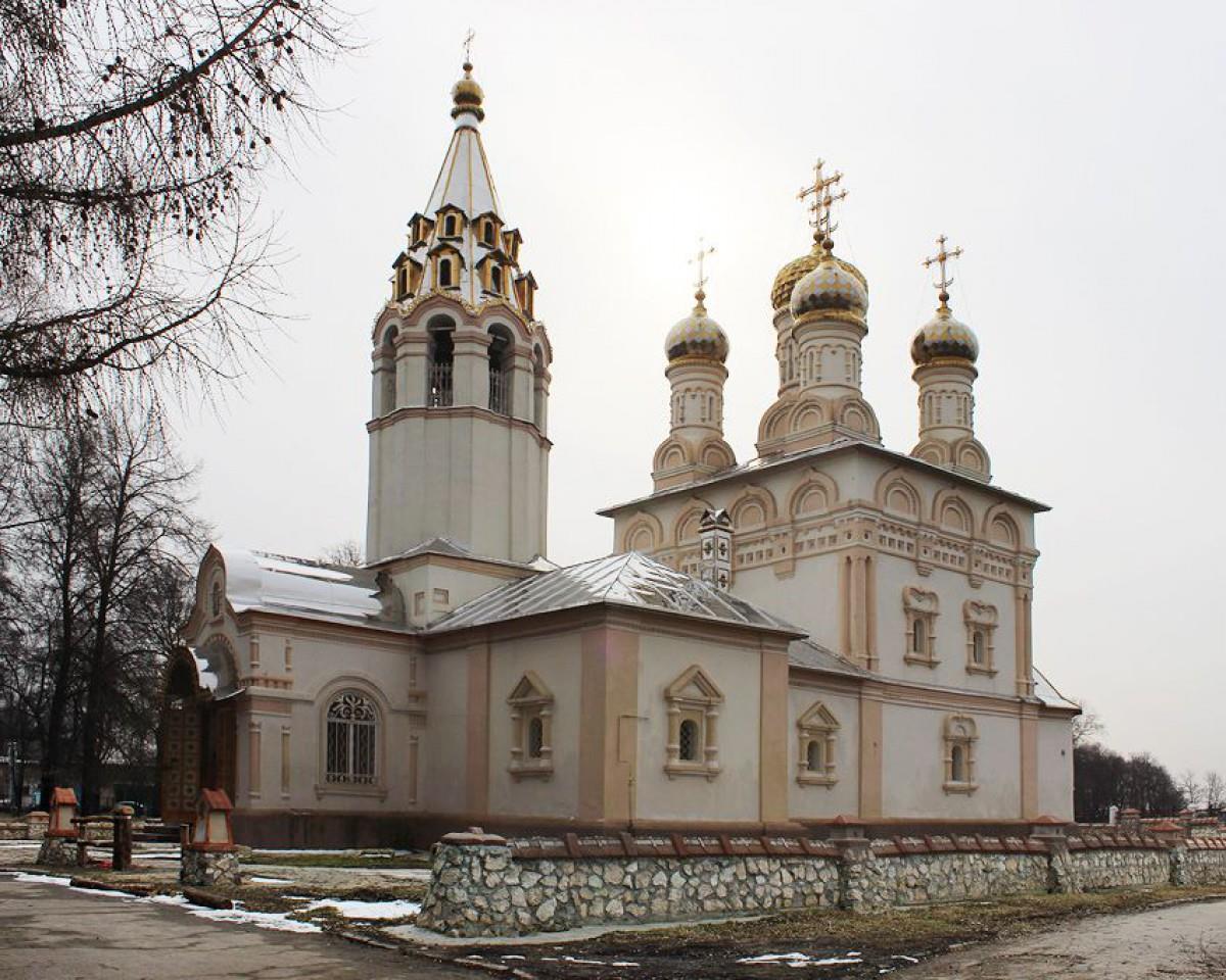 Церкви рязани. Спасо-Преображенская Церковь Рязань. Церковь Спаса Преображения на Яру Рязань. Рязань Церковь спасопреображенияия на Яру. Храм Спаса Преображения на Яру в Рязани (храм Спаса-на-Яру).