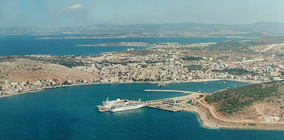 Pronađite opcije trajekta Cheshme Chios