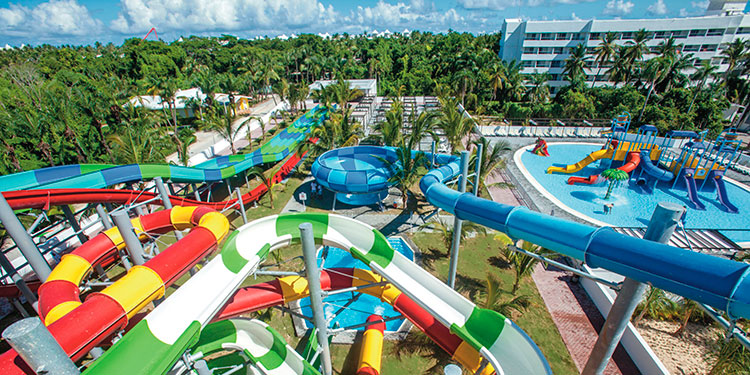 Доминикана: отель Riu Republica открыл новый аквапарк «только для взрослых»