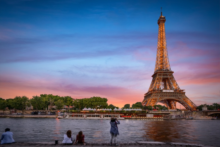 Мэрия Парижа подала в суд на Airbnb и его немецкого конкурента