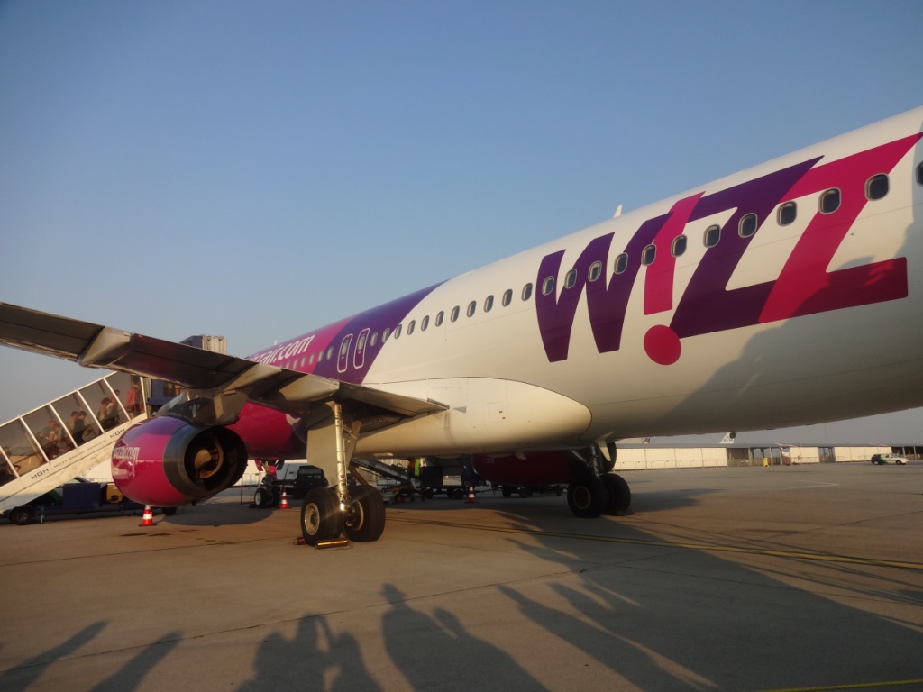 Wizz Air потребует от туристов ужаться с ручной кладью