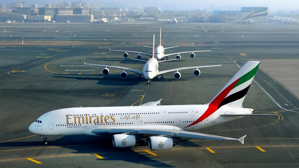 Emirates планирует убрать иллюминаторы из самолета